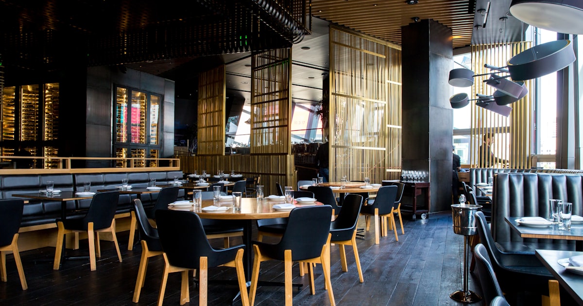 Restaurants & Food Service